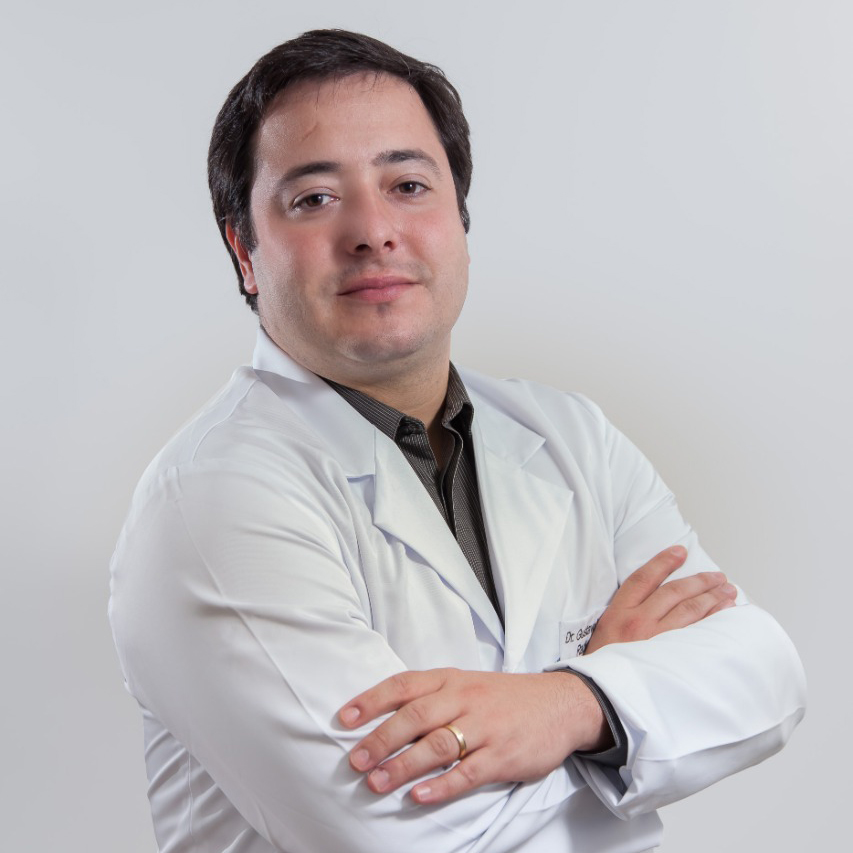 Dr. Gustavo Vilela
