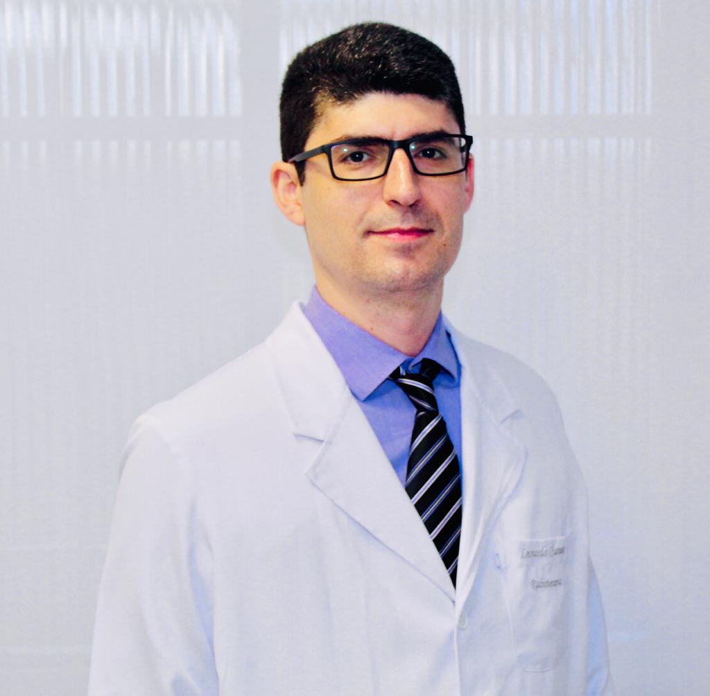 Dr. Leonardo Chamon